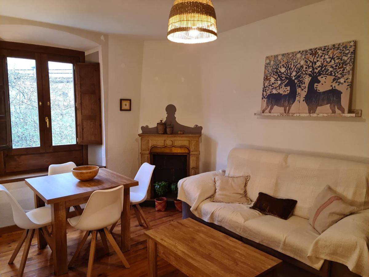 Espectacular Apartamento Reformado En Edificio Historico, Con Wifi Canfranc Kültér fotó