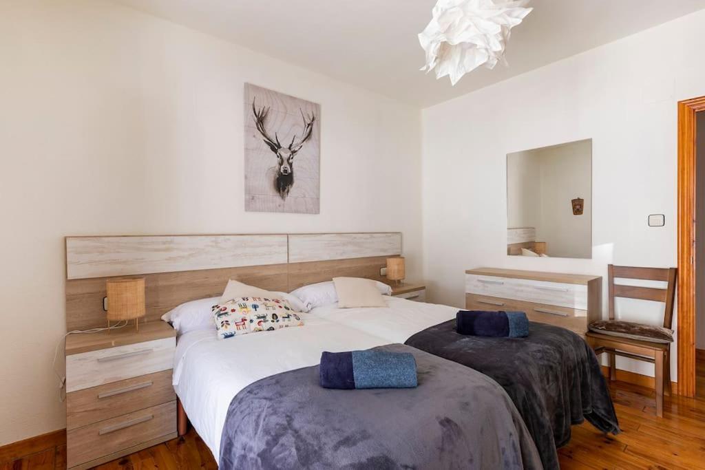 Espectacular Apartamento Reformado En Edificio Historico, Con Wifi Canfranc Kültér fotó