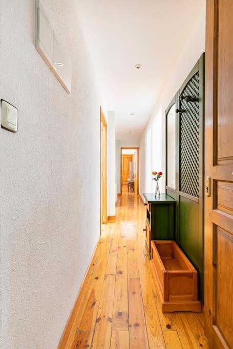 Espectacular Apartamento Reformado En Edificio Historico, Con Wifi Canfranc Kültér fotó